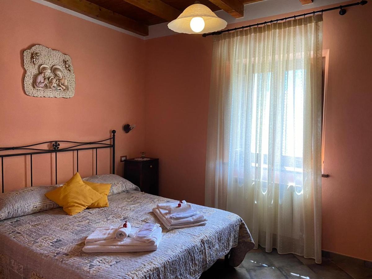 Borgo Delle Panie Bed & Breakfast Careggine ภายนอก รูปภาพ