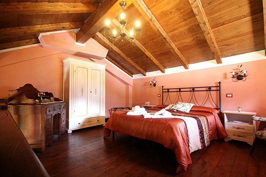 Borgo Delle Panie Bed & Breakfast Careggine ภายนอก รูปภาพ