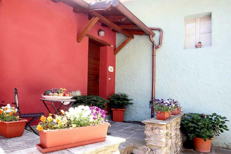 Borgo Delle Panie Bed & Breakfast Careggine ภายนอก รูปภาพ