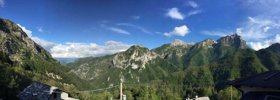 Borgo Delle Panie Bed & Breakfast Careggine ภายนอก รูปภาพ