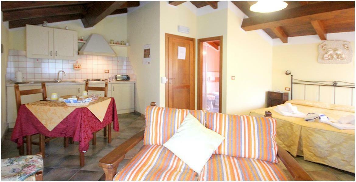 Borgo Delle Panie Bed & Breakfast Careggine ภายนอก รูปภาพ